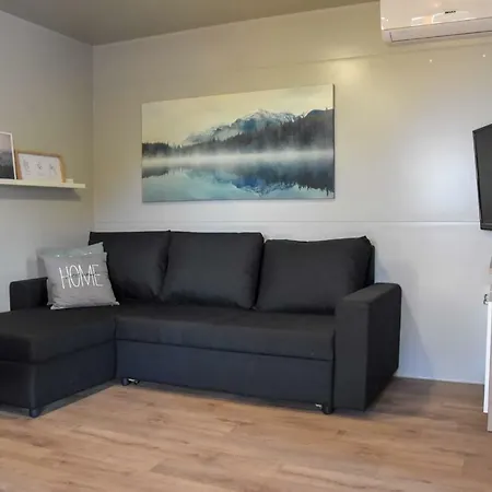 Apartman Mobile Laura *