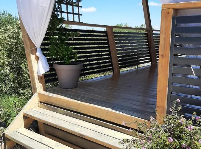 Mobile Laura * Тисно