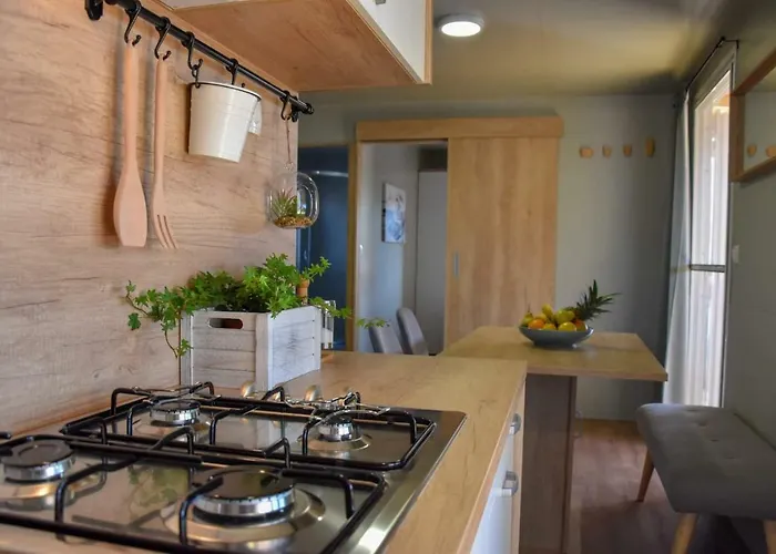 Mobile Laura * Tisno