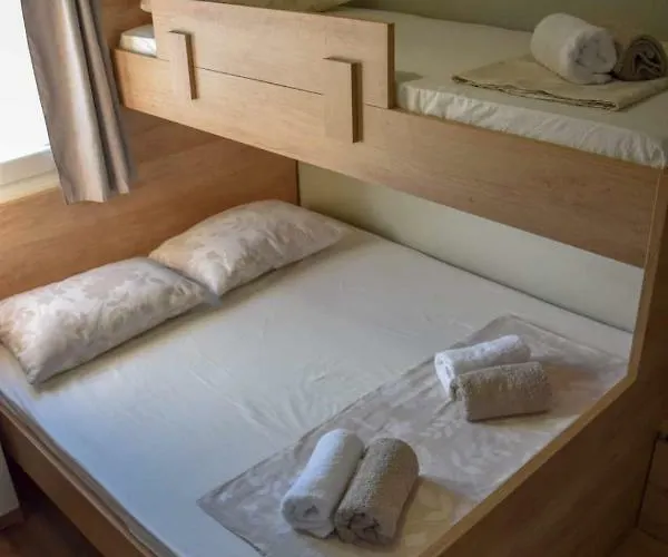 Апартаменты Mobile Laura *